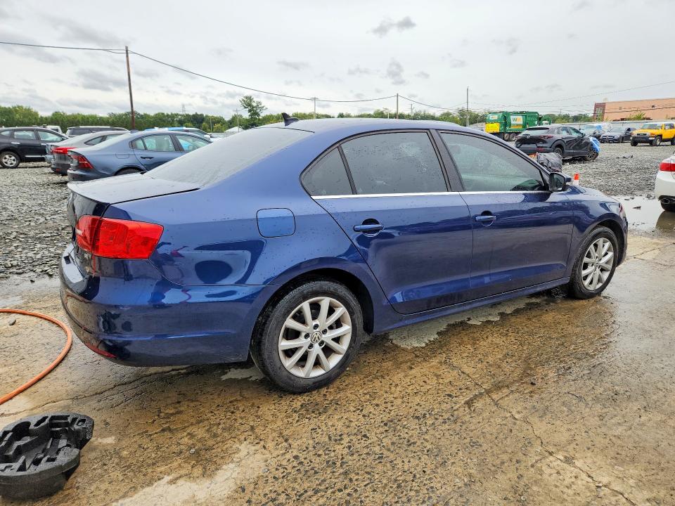 69930436 :رقم المزاد ، 3VWD17AJ6EM304739 vin ، 2014 Volkswagen Jetta مزاد بيع