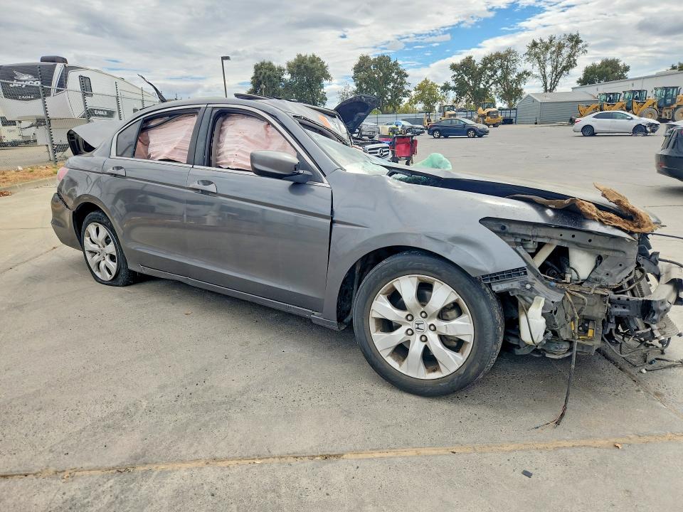 2008 Honda Accord მანქანა იყიდება აუქციონზე, vin: 1HGCP25858A020495, აუქციონის ნომერი: 67877606