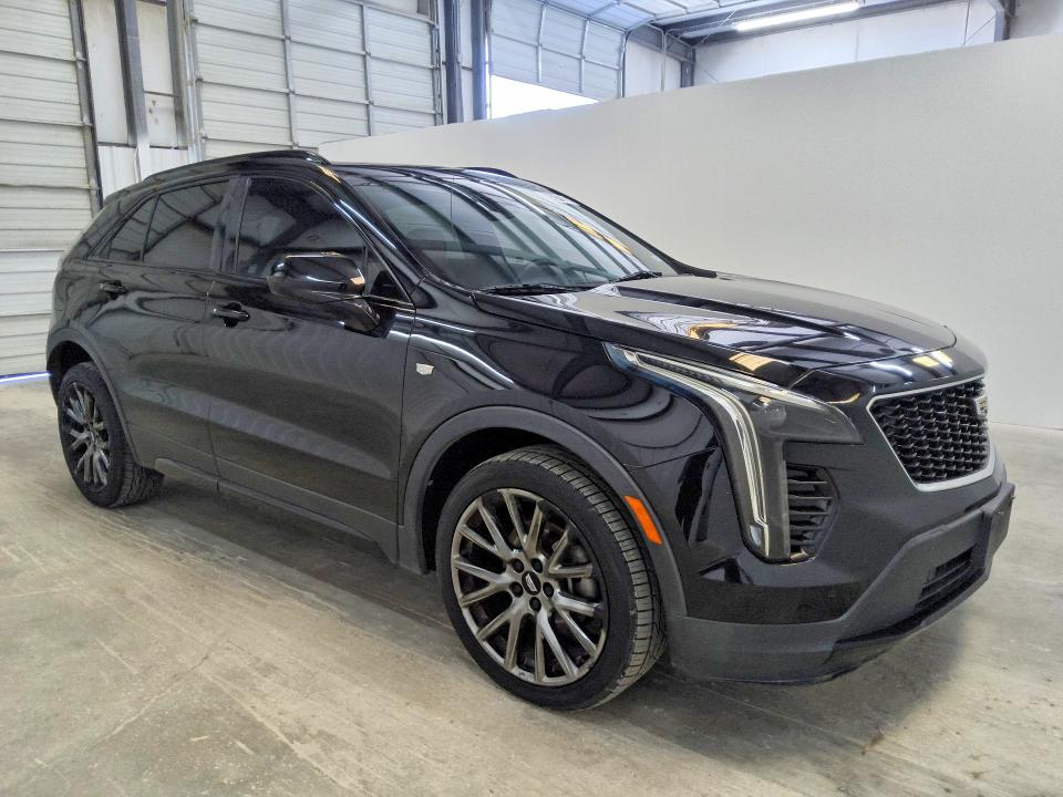 65241286 :رقم المزاد ، 1GYFZER46LF129424 vin ، 2020 Cadillac Xt4 مزاد بيع