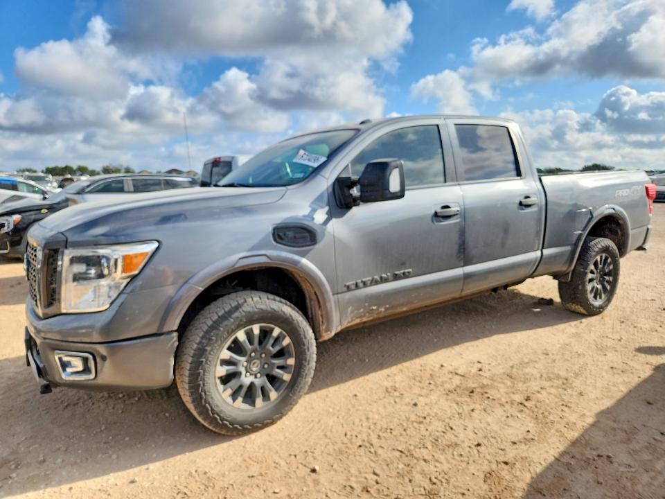 Aukcja sprzedaży 2018 Nissan Titan Xd, vin: 1N6AA1F49JN521429, numer aukcji: 67334096