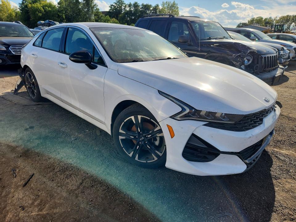 2021 Kia K5 მანქანა იყიდება აუქციონზე, vin: 5XXG64J25MG063975, აუქციონის ნომერი: 67706196
