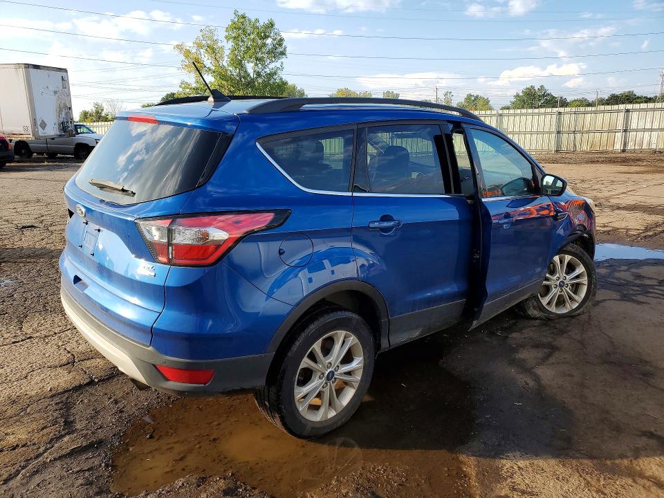 Продаж на аукціоні авто 2018 Ford Escape, vin: 1FMCU9HD1JUA20762, номер лоту: 67024226