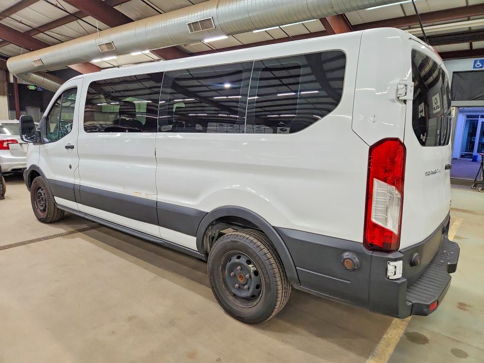 69570416 :رقم المزاد ، 1FBZX2ZM2KKA15325 vin ، 2019 Ford Transit مزاد بيع
