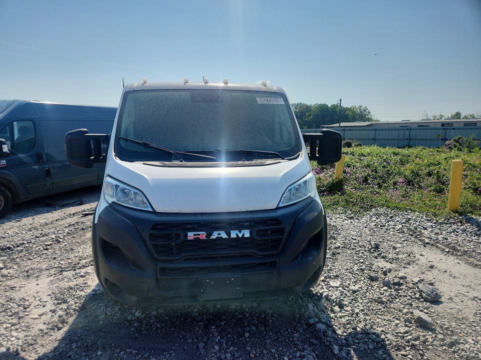 68273526 :رقم المزاد ، 3C6LRVAG6PE583680 vin ، 2023 Ram Promaster 1500 مزاد بيع