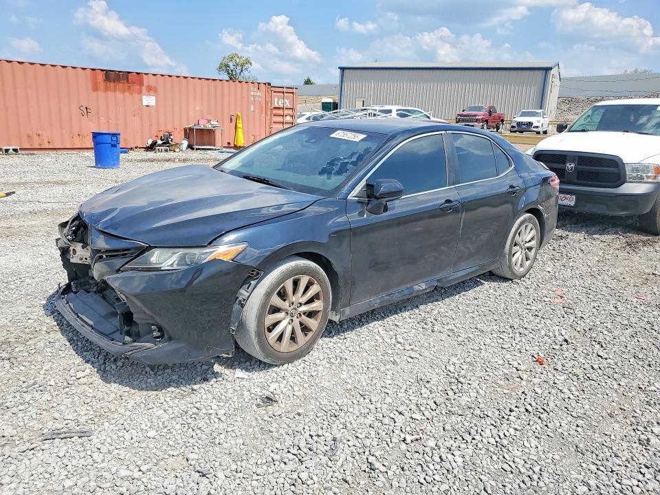 2018 Toyota Camry მანქანა იყიდება აუქციონზე, vin: 4T1B11HK5JU084758, აუქციონის ნომერი: 67557256
