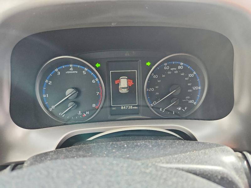 2017 Toyota Rav4 მანქანა იყიდება აუქციონზე, vin: JTMRFREV1HJ167911, აუქციონის ნომერი: 70067306