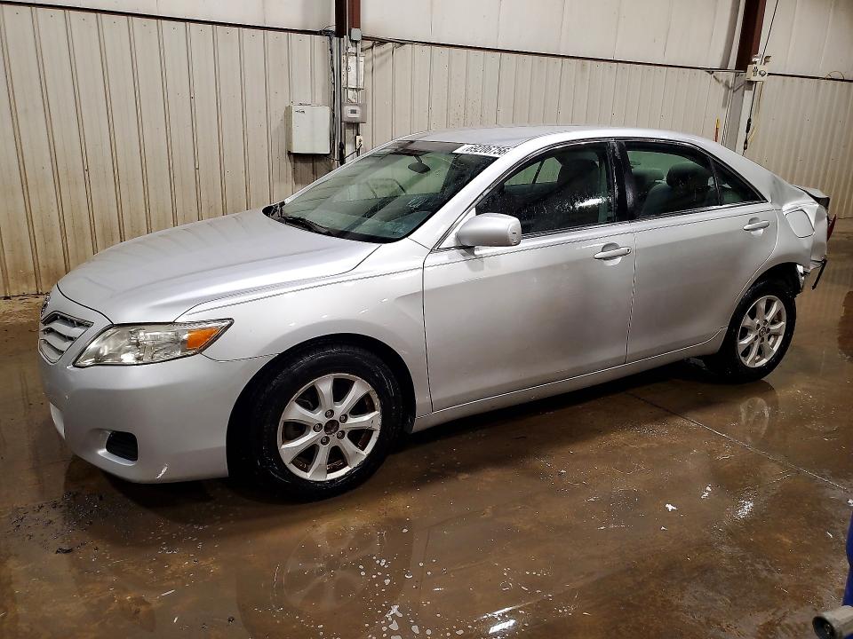 Aukcja sprzedaży 2011 Toyota Camry, vin: 4T1BF3EK1BU135630, numer aukcji: 69206756