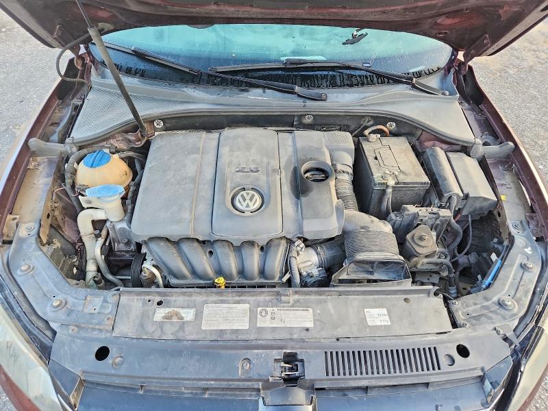 70361076 :رقم المزاد ، 1VWAP7A30EC027381 vin ، 2014 Volkswagen Passat مزاد بيع