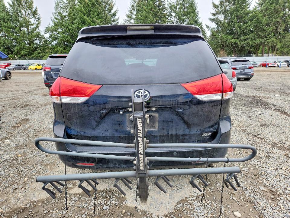 Продаж на аукціоні авто 2011 Toyota Sienna, vin: 5TDDK3DC0BS018161, номер лоту: 71047106