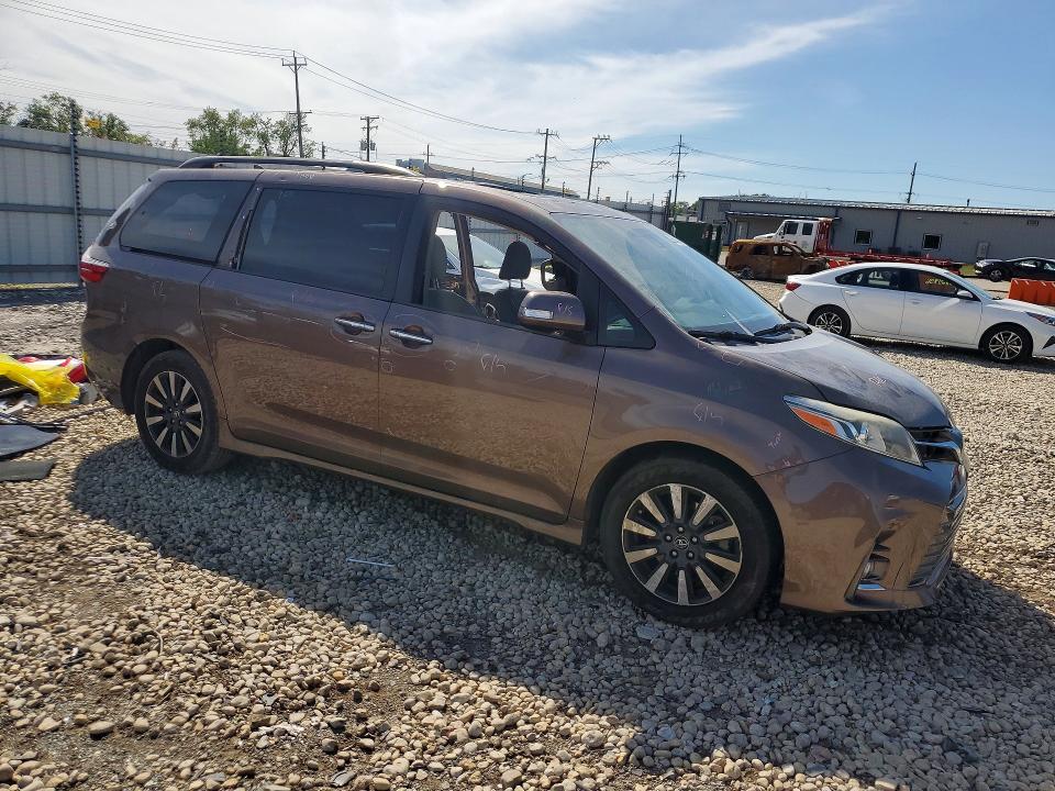 Продаж на аукціоні авто 2018 Toyota Sienna, vin: 5TDYZ3DC2JS938580, номер лоту: 68648116