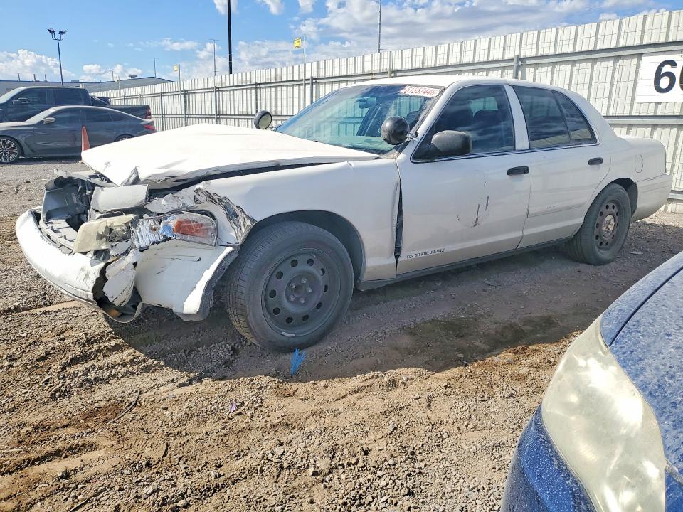 2006 Ford Crown Vict მანქანა იყიდება აუქციონზე, vin: 2FAHP71WX6X149736, აუქციონის ნომერი: 61557446