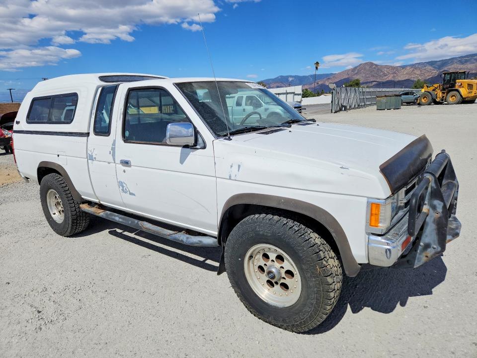 1992 Nissan Truck მანქანა იყიდება აუქციონზე, vin: 1N6HD16Y8NC333155, აუქციონის ნომერი: 70947896
