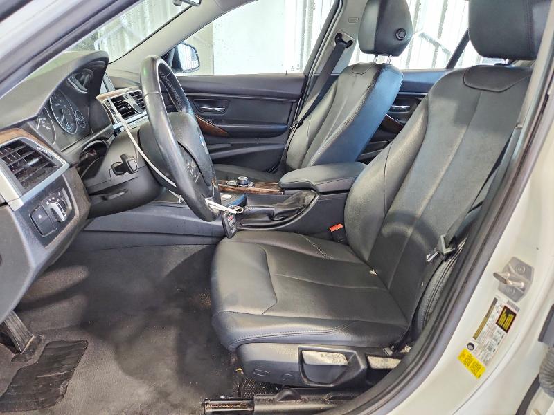 67356566 :رقم المزاد ، WBA8A9C54GK615612 vin ، 2016 Bmw 320 مزاد بيع