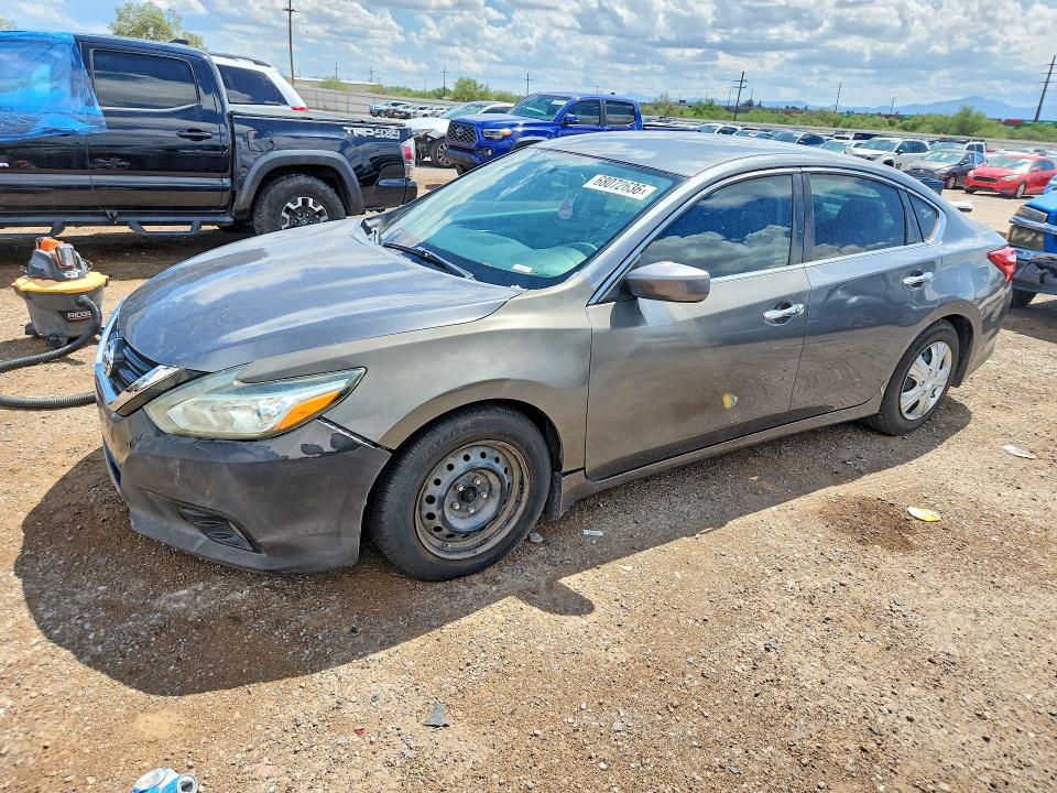 Auction sale of the 2017 Nissan Altima, vin: 1N4AL3AP3HC479829, lot number: 68072636