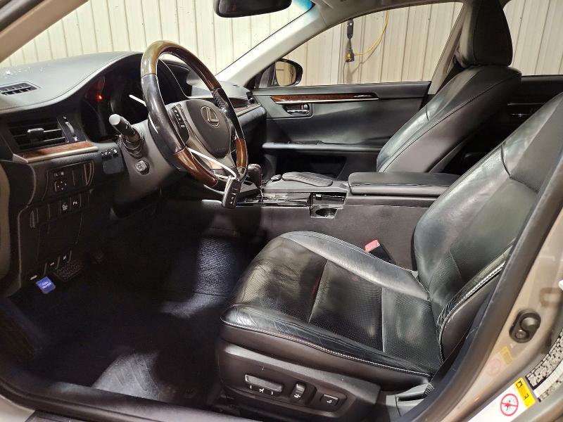 69297086 :رقم المزاد ، JTHBK1GG5F2190305 vin ، 2015 Lexus Es مزاد بيع