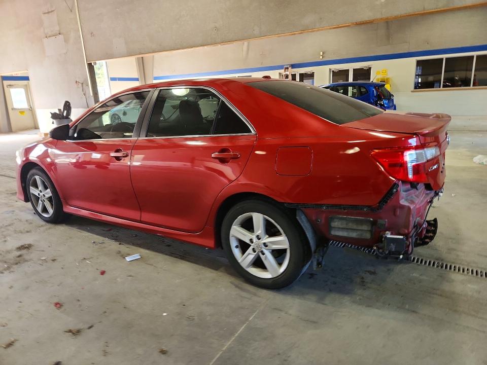 2014 Toyota Camry მანქანა იყიდება აუქციონზე, vin: 4T1BF1FK8EU764616, აუქციონის ნომერი: 69708076