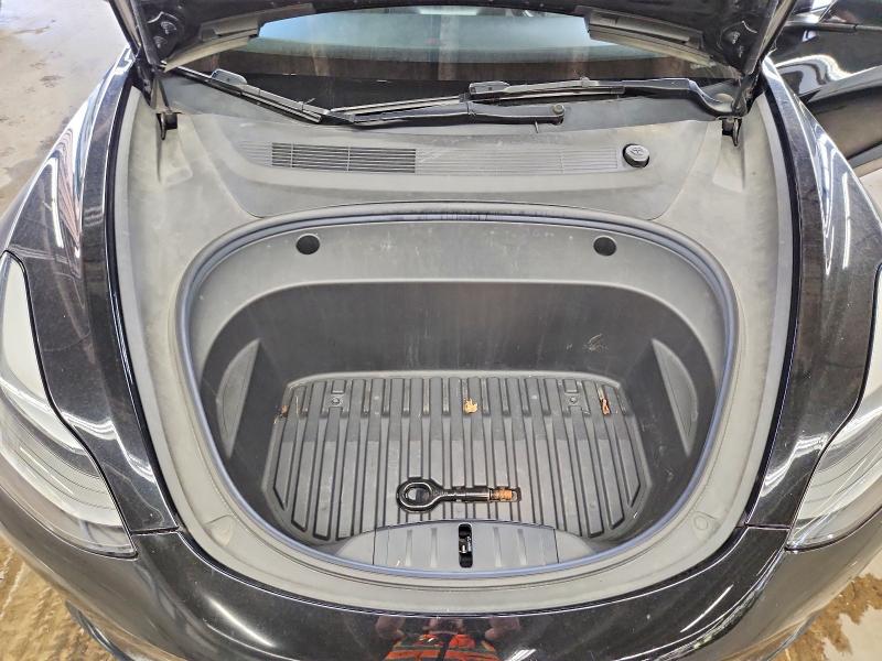 67679876 :رقم المزاد ، 5YJ3E1EA1NF369335 vin ، 2022 Tesla Model 3 مزاد بيع