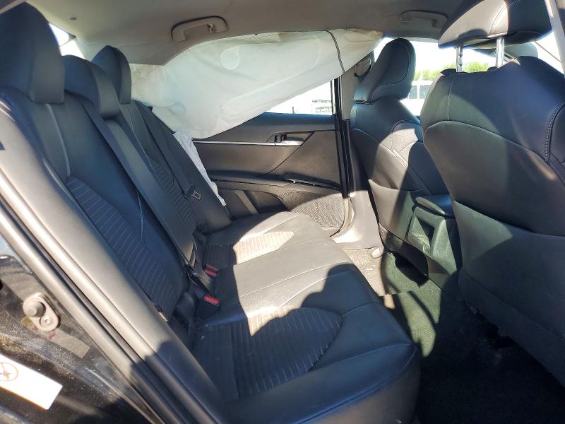 Продаж на аукціоні авто 2018 Toyota Camry, vin: 4T1B11HKXJU127703, номер лоту: 68244986