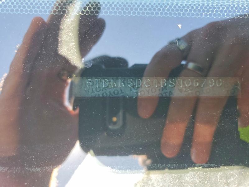 Aukcja sprzedaży 2011 Toyota Sienna, vin: 5TDKK3DC1BS106790, numer aukcji: 68096706