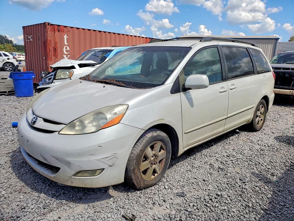 Продажа на аукционе авто 2008 Toyota Sienna, vin: 5TDZK22C08S210255, номер лота: 68266066