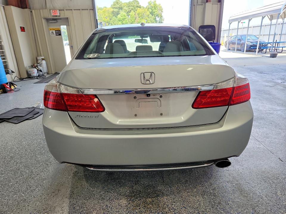 Продажа на аукционе авто 2015 Honda Accord, vin: 1HGCR2F89FA202769, номер лота: 67729716