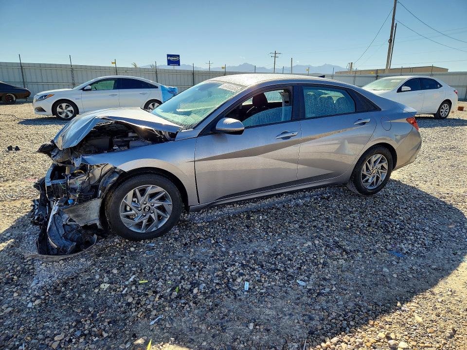 Продаж на аукціоні авто 2024 Hyundai Elantra, vin: KMHLM4DG6RU743182, номер лоту: 67832286