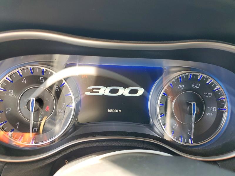 Auction sale of the 2017 Chrysler 300, vin: 2C3CCAAGXHH599653        , lot number: 68800736
