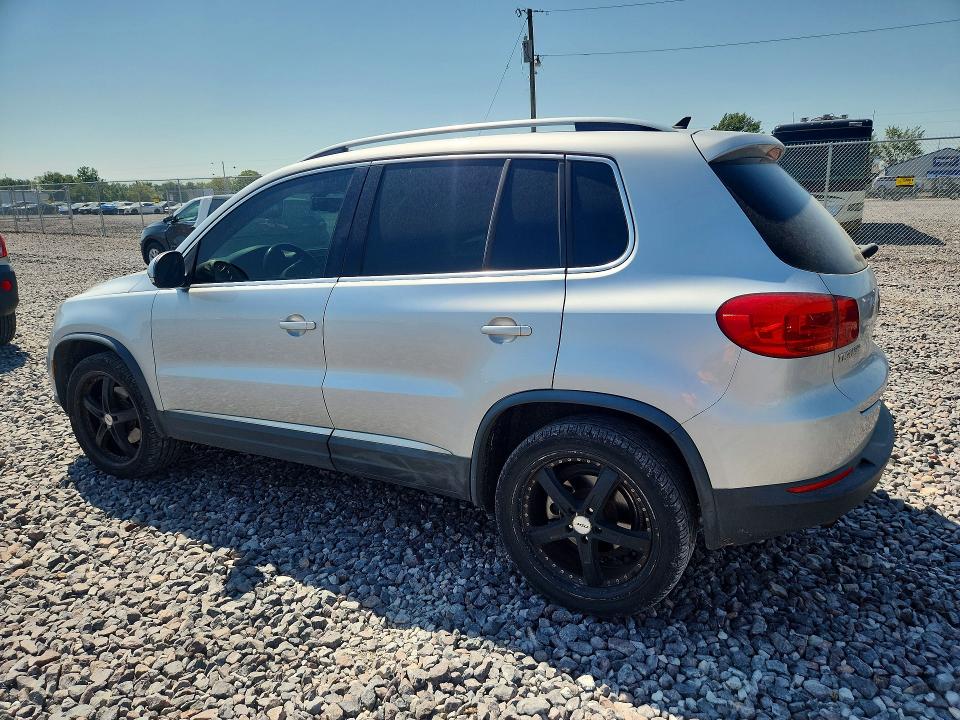 2012 Volkswagen Tiguan მანქანა იყიდება აუქციონზე, vin: WVGBV7AX3CW595227, აუქციონის ნომერი: 67451906