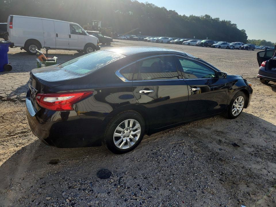 2016 Nissan Altima მანქანა იყიდება აუქციონზე, vin: 1N4AL3AP4GN329974, აუქციონის ნომერი: 69398356