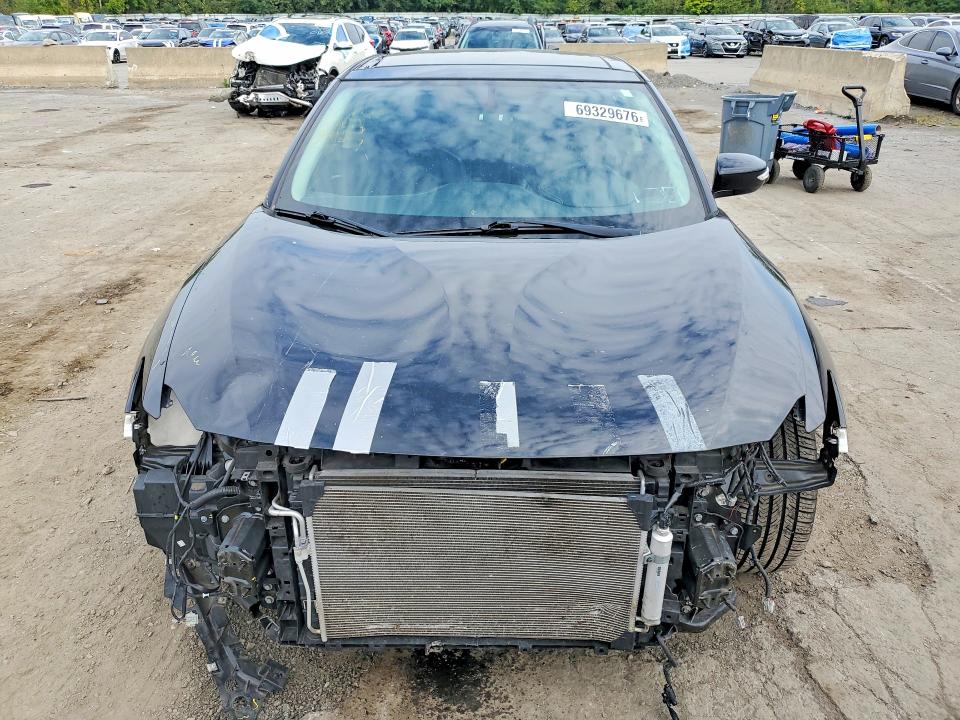 69329676 :رقم المزاد ، 1N4AA6AV9KC375603 vin ، 2019 Nissan Maxima مزاد بيع