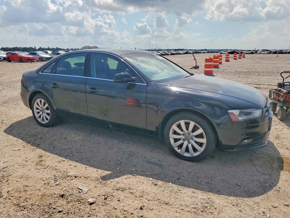 2013 Audi A4 მანქანა იყიდება აუქციონზე, vin: WAUBFAFLXDN045399, აუქციონის ნომერი: 69772466