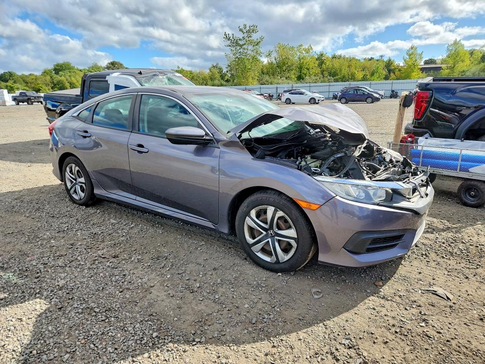 71616896 :رقم المزاد ، 19XFC2F53GE205247 vin ، 2016 Honda Civic مزاد بيع