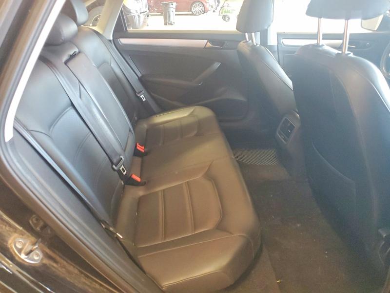 68325386 :رقم المزاد ، 1VWBP7A36DC117671 vin ، 2013 Volkswagen Passat مزاد بيع