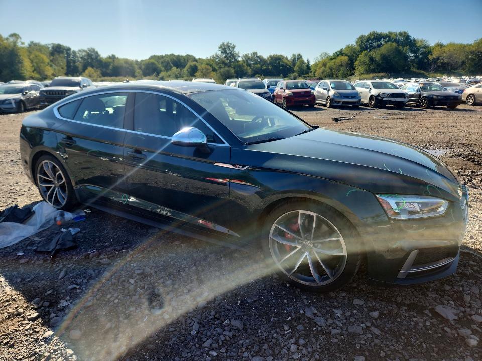 2018 Audi S5 მანქანა იყიდება აუქციონზე, vin: WAUB4CF55JA061094, აუქციონის ნომერი: 69001686