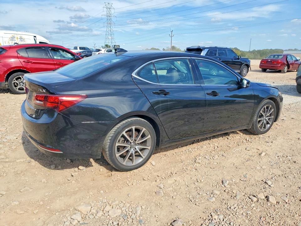 70888056 :رقم المزاد ، 19UUB2F55FA000638 vin ، 2015 Acura Tlx مزاد بيع