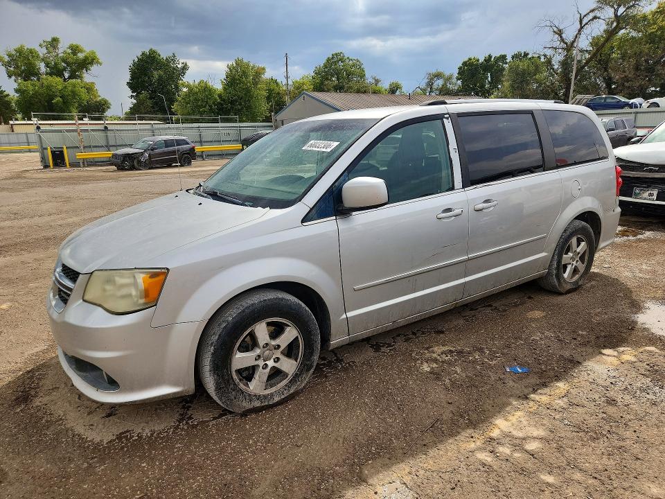 68032306 :رقم المزاد ، 2D4RN5DG1BR689152 vin ، 2011 Dodge Grand Caravan مزاد بيع
