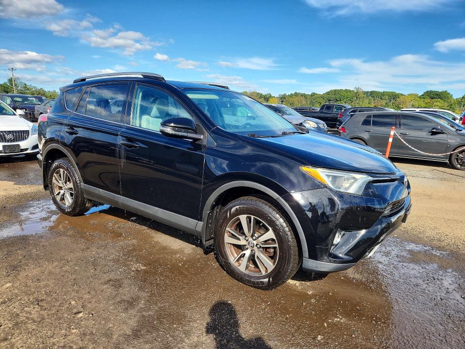 2016 Toyota Rav4 მანქანა იყიდება აუქციონზე, vin: 2T3RFREV3GW510184, აუქციონის ნომერი: 70006746