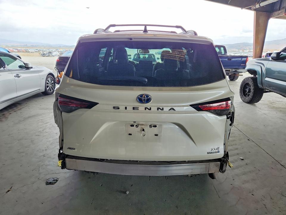 2021 Toyota Sienna მანქანა იყიდება აუქციონზე, vin: 5TDJSKFC6MS017271, აუქციონის ნომერი: 69044386
