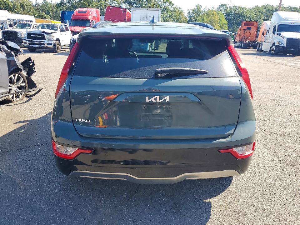 2023 Kia Niro მანქანა იყიდება აუქციონზე, vin: KNDCR3L17P5024902, აუქციონის ნომერი: 67873566