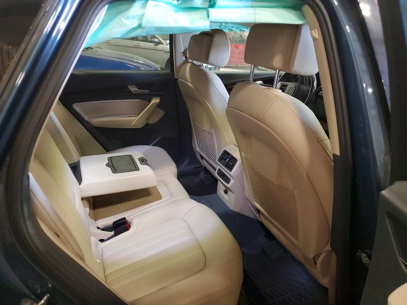 70136216 :رقم المزاد ، WA1BNAFY1J2074346 vin ، 2018 Audi Q5 مزاد بيع