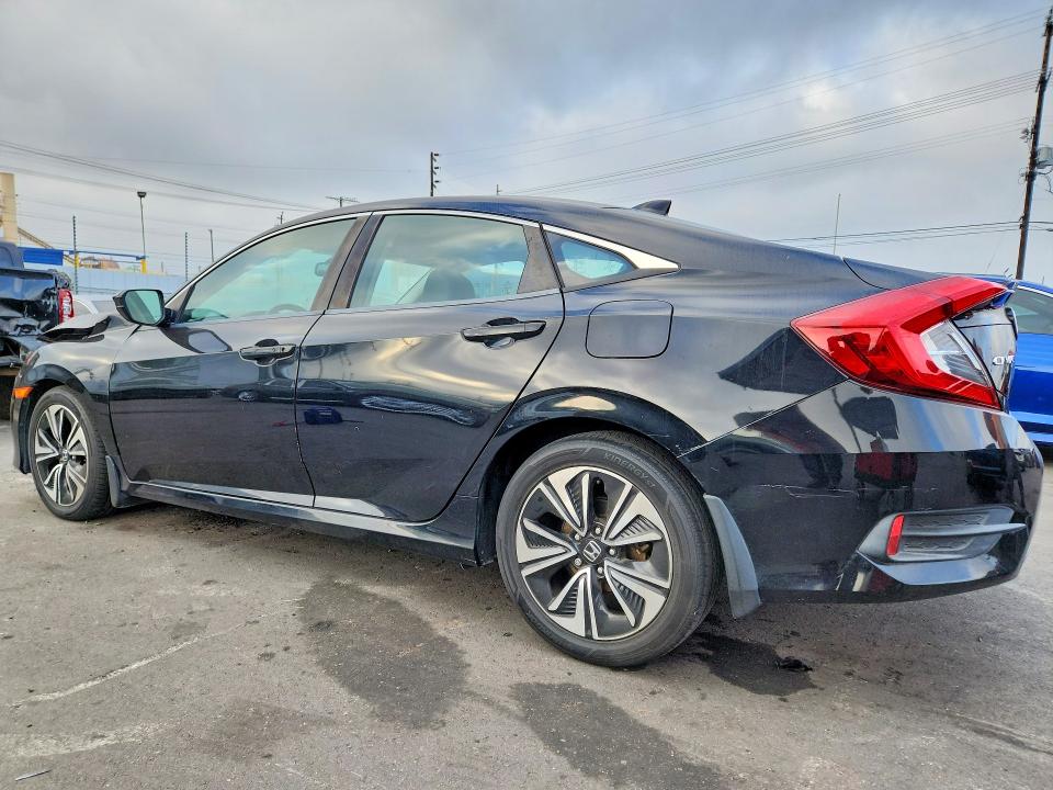 Aukcja sprzedaży 2017 Honda Civic, vin: 2HGFC1F72HH641428, numer aukcji: 68972926