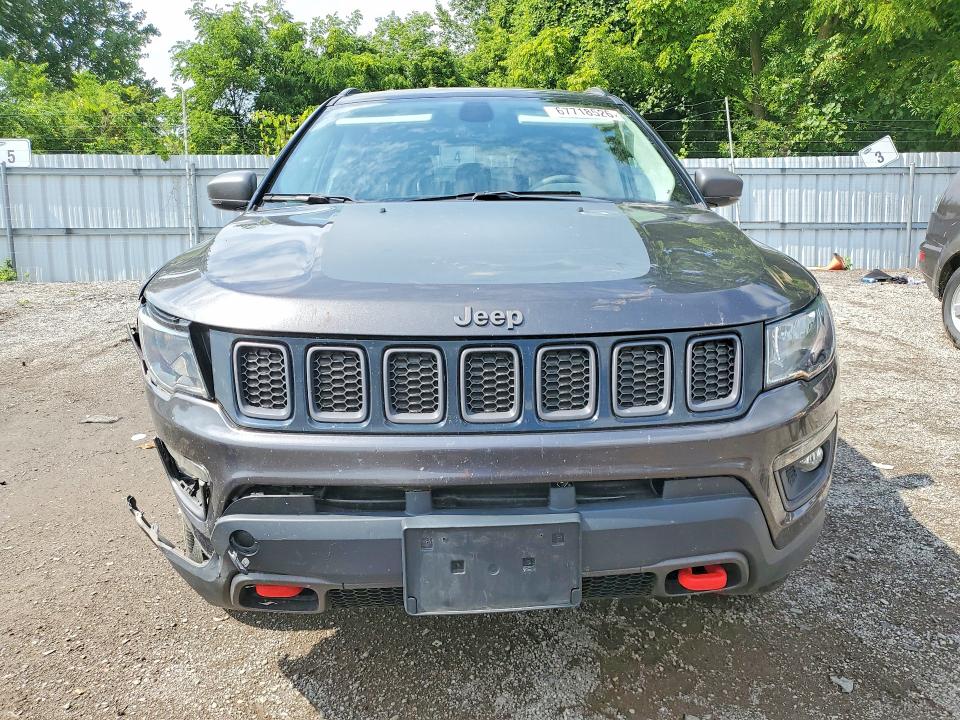 67718526 :رقم المزاد ، 3C4NJDDB6LT156539 vin ، 2020 Jeep Compass مزاد بيع