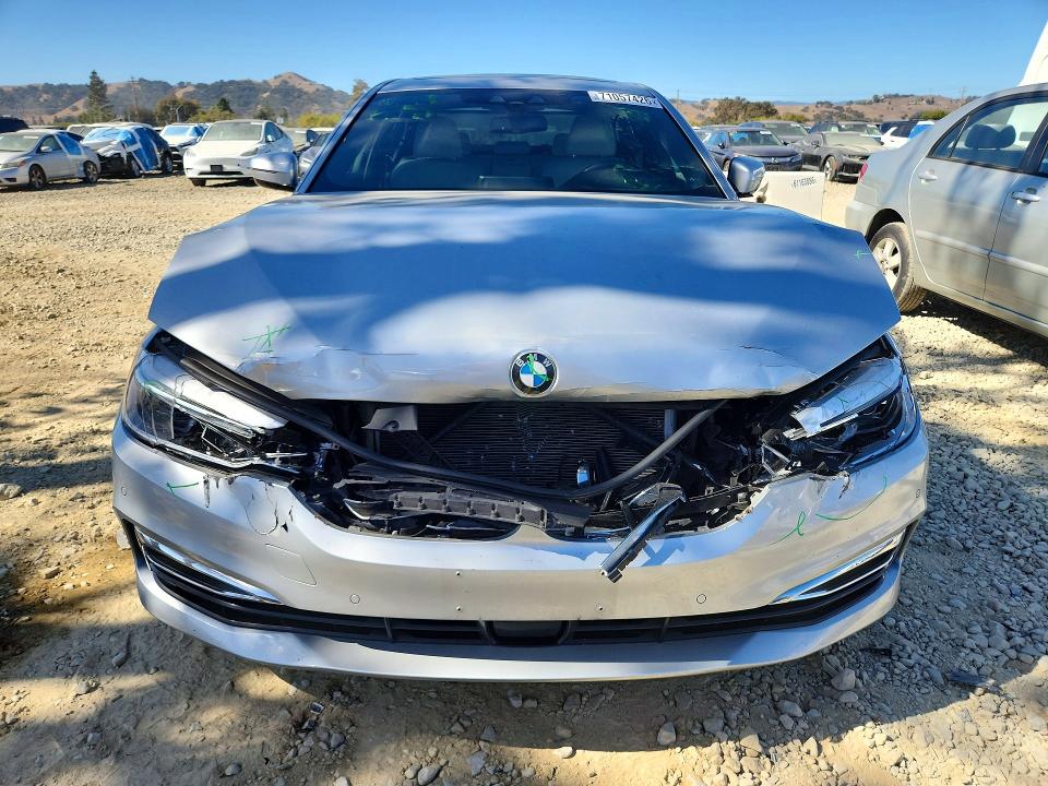 71057426 :رقم المزاد ، WBAJE7C34HWA03657 vin ، 2017 Bmw 540 مزاد بيع