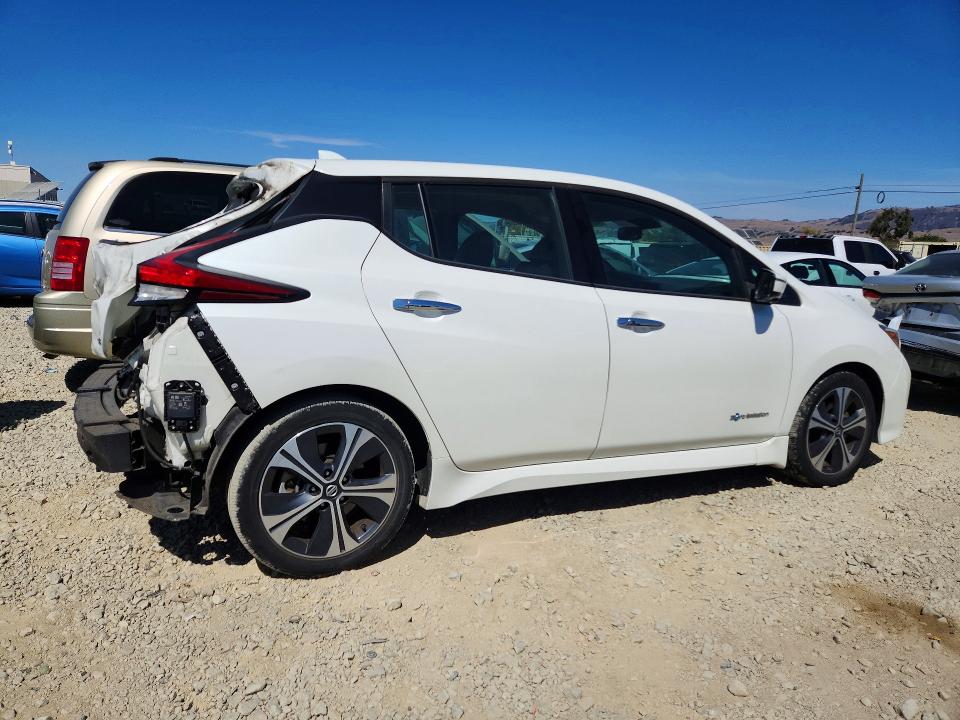 2018 Nissan Leaf მანქანა იყიდება აუქციონზე, vin: 1N4AZ1CP8JC317118, აუქციონის ნომერი: 69937816