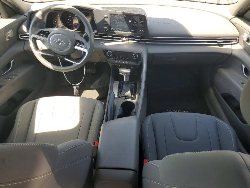 70072666 :رقم المزاد ، KMHLM4AG5NU286945 vin ، 2022 Hyundai Elantra مزاد بيع