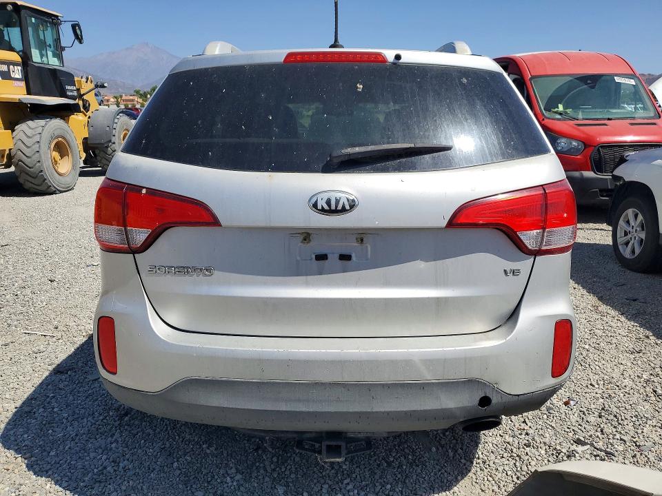 69356136 :رقم المزاد ، 5XYKTDA78FG600254 vin ، 2015 Kia Sorento مزاد بيع