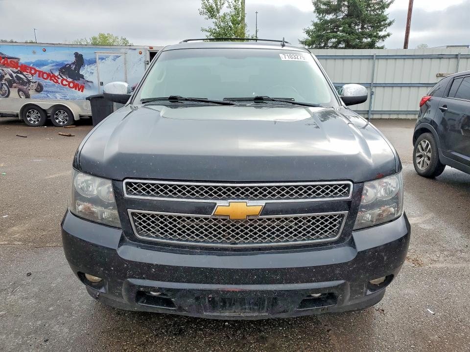 Продажа на аукционе авто 2013 Chevrolet Suburban, vin: 1GNSKKE73DR207074, номер лота: 71032796