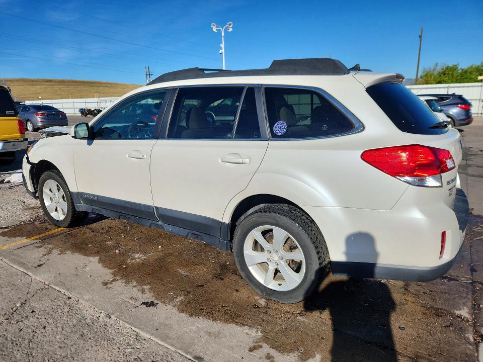Auction sale of the 2014 Subaru Outback, vin: 4S4BRCCC8E3279463, lot number: 67430666