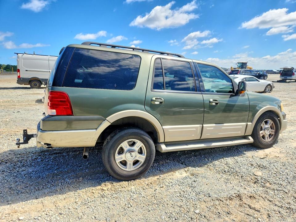 2005 Ford Expedition მანქანა იყიდება აუქციონზე, vin: 1FMFU17585LB14271, აუქციონის ნომერი: 70042636
