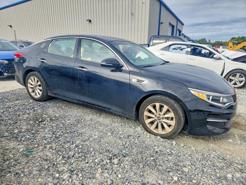 Продаж на аукціоні авто 2016 Kia Optima, vin: 5XXGU4L30GG034108, номер лоту: 68172616